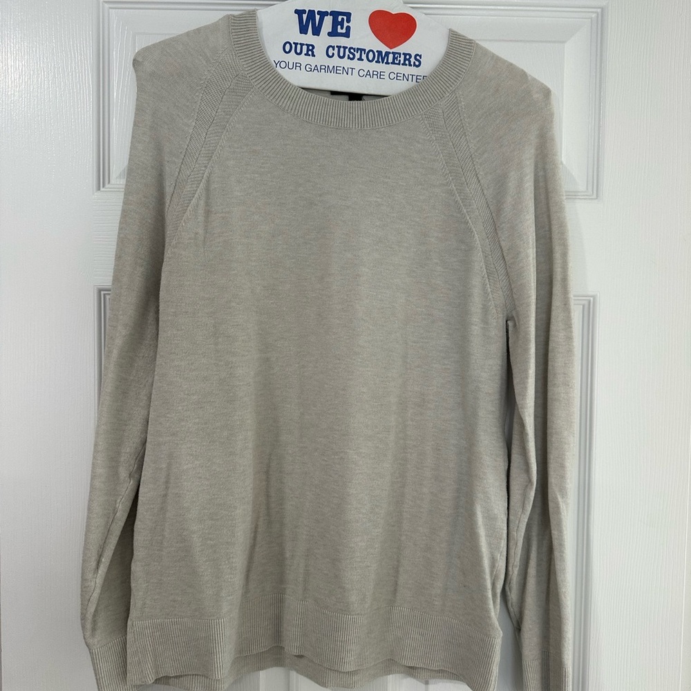 Express Men’s off white Sweater